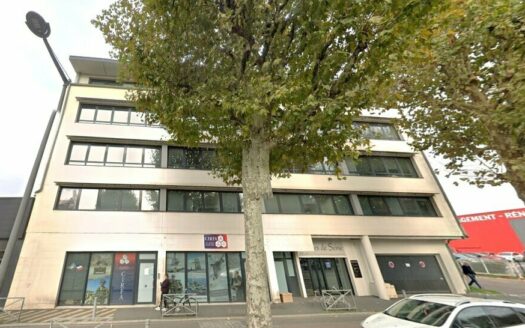 L BUREAUX de 150 m²