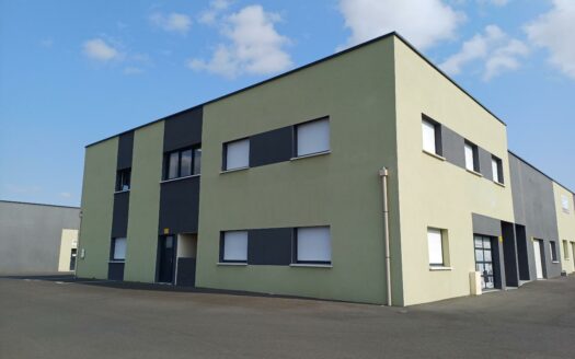 L BUREAUX de 192.5 m²