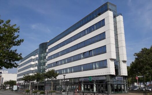 L BUREAUX de 273 m²