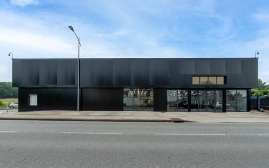 V LOCAL COMMERCIAL de 580 m²