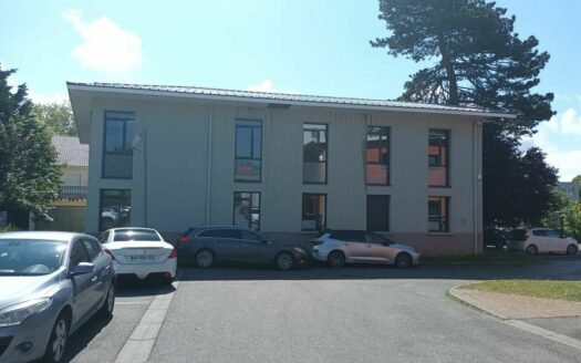 L BUREAUX de 50 m²