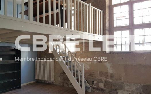 V BUREAUX de 52 m²