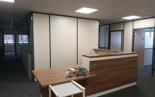 L BUREAUX de 276 m²