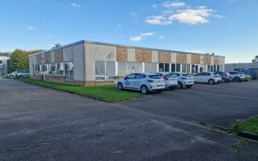 L BUREAUX de 217 m²