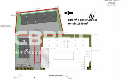 L LOCAL D'ACTIVITES de 810 m²