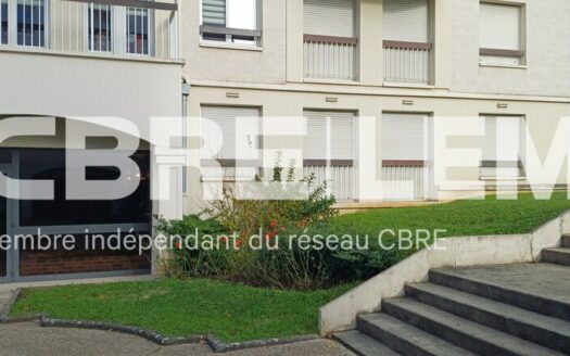 V BUREAUX de 98 m²